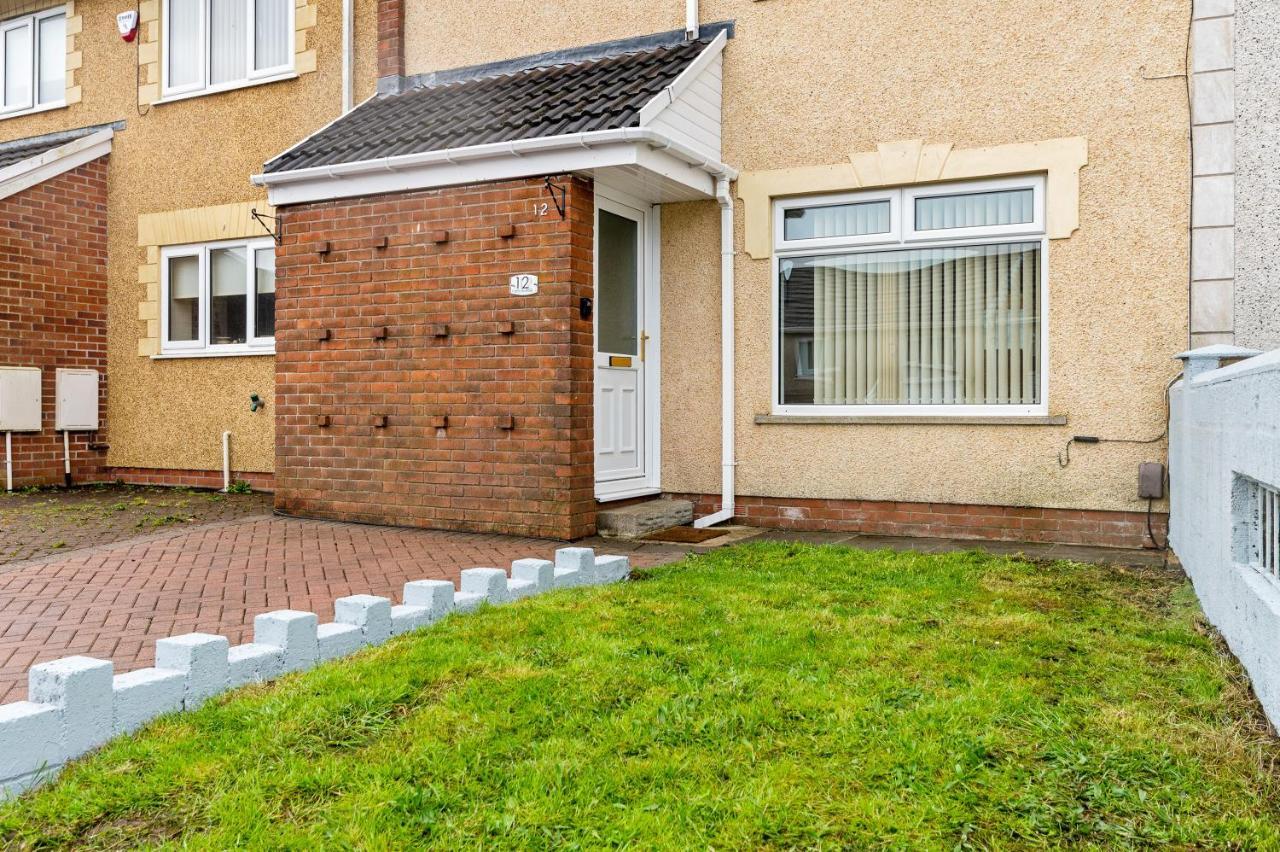 Off Road Parking, Garden, Tv'S In Bedrooms Morriston Eksteriør bilde